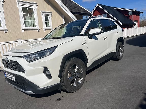 Toyota RAV4 Hybrid AWD-i Style aut